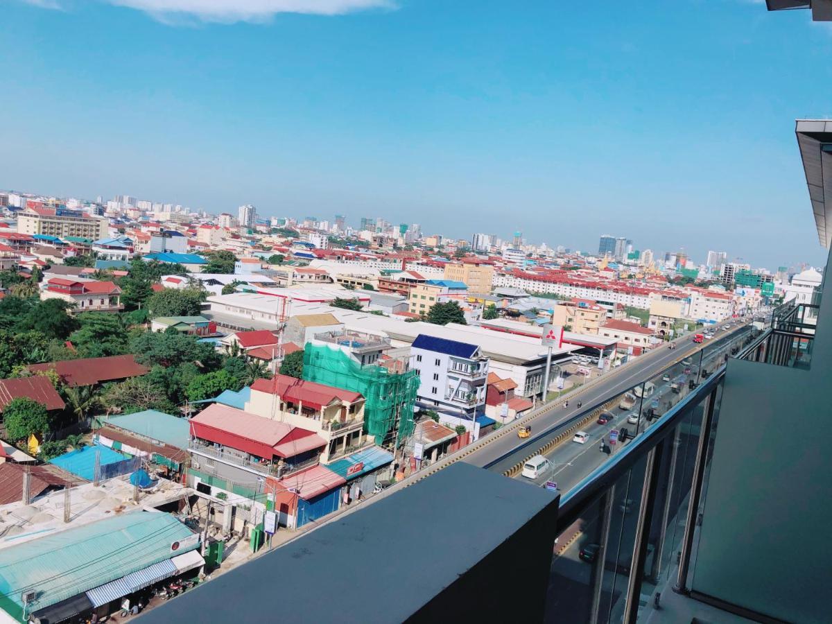Tian Yi International Hotel 天艺国际酒店 Phnom Penh Exterior foto